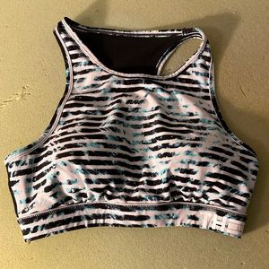 TH Tank Racerback Sports Bra